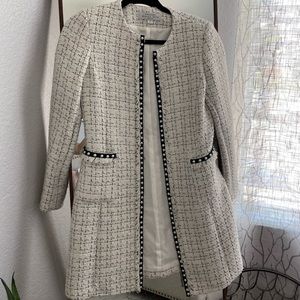 Women’s Tahari tweed peacoat